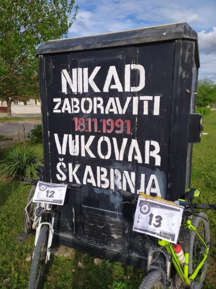 186250786 980588386097576 7375327930877699966 n